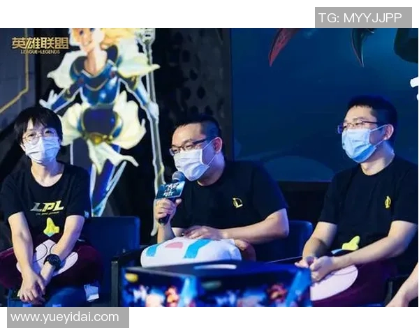 电竞新闻深度探讨吴芳在英雄联盟中的成长与挑战人生旅程
